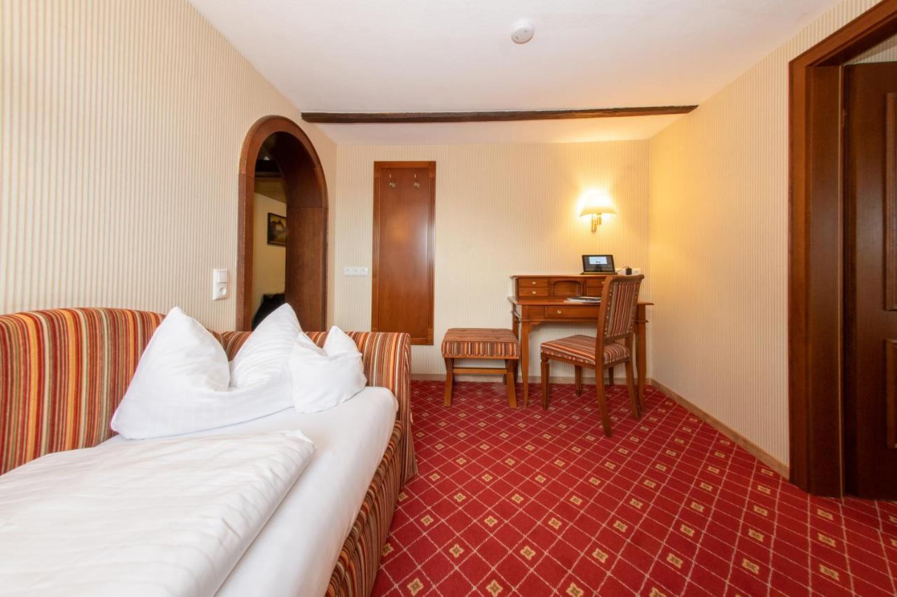 Post Hotel